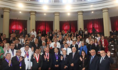 Facultad de Medicina rindió homenaje a Daniel Alcides Carrión en el Día de la Medicina Peruana