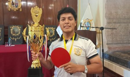 San Fernando en lo más alto del podio en tenis de mesa universitario